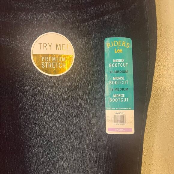 NWT Riders by Lee Midrise Bootcut Dark Blue 18M Premium Stretch Womens Jeans - Picture 8 of 9